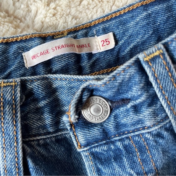 Levi’s Ribcage Straight Ankle - Picture 3 of 7